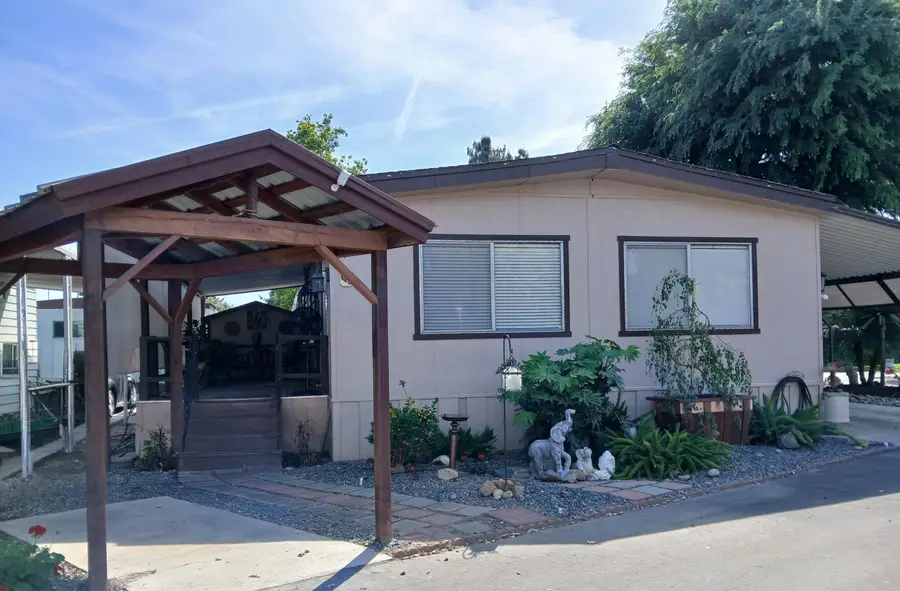 2400 W Midvalley Avenue #Q1, Visalia, CA 93277 - #3