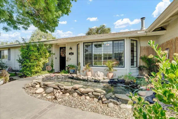 21544 Grangeville Boulevard, Lemoore, CA 93245