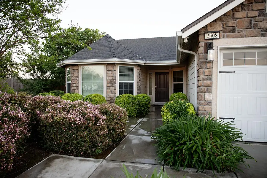 2508 N Kayenta Court, Visalia, CA 93291 - #3