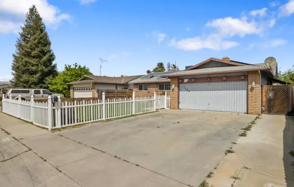 1722 W La Vida, Visalia, CA 93277