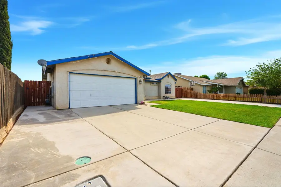 1003 Edison Drive, Hanford, CA 93230 - #3