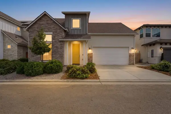 4432 S University Street, Visalia, CA 93277