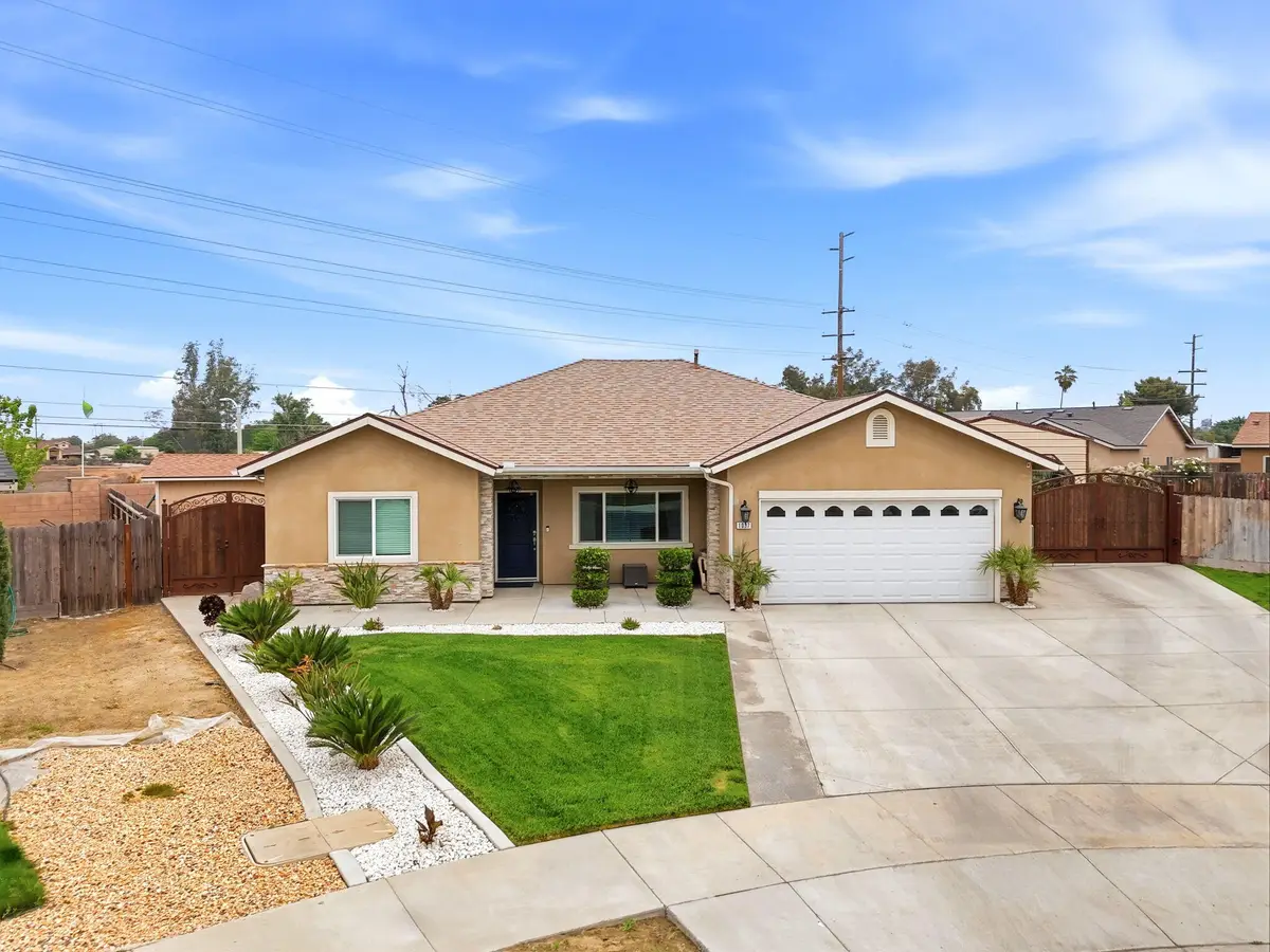 1037 Royal Oak Street, Porterville, CA 93257 - #1