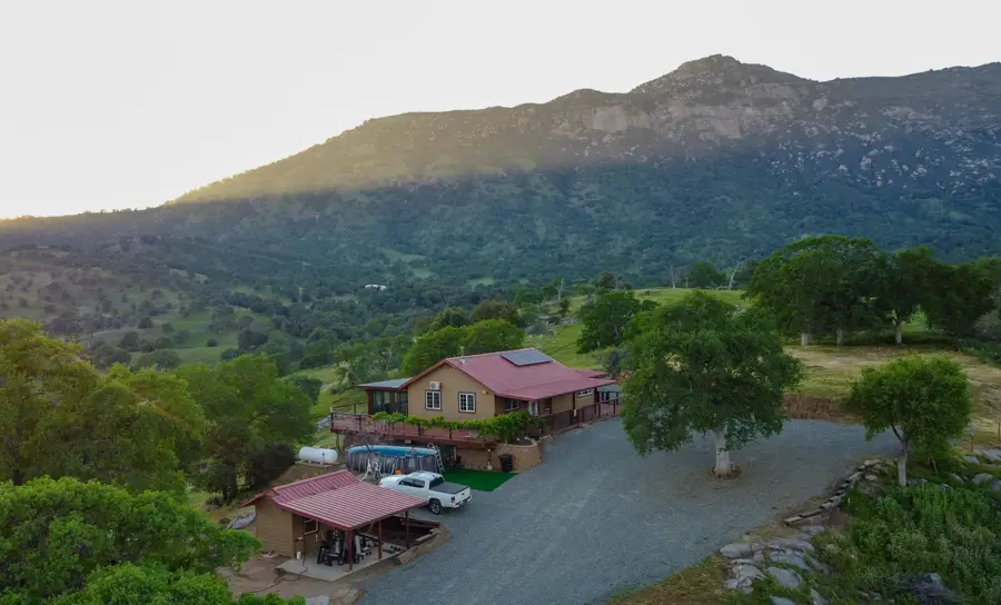 41652 Yokohl Valley Drive #A, Springville, CA 93265 - #2