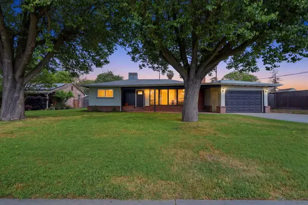 630 Auburn Street, Tulare, CA 93274