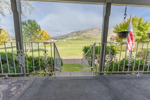 32267 Avenue 176, Springville, CA 93265