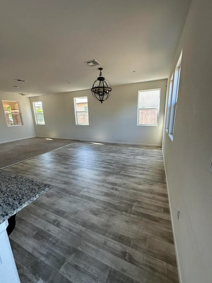 3728 E Kaweah Avenue, Visalia, CA 93292 - #2