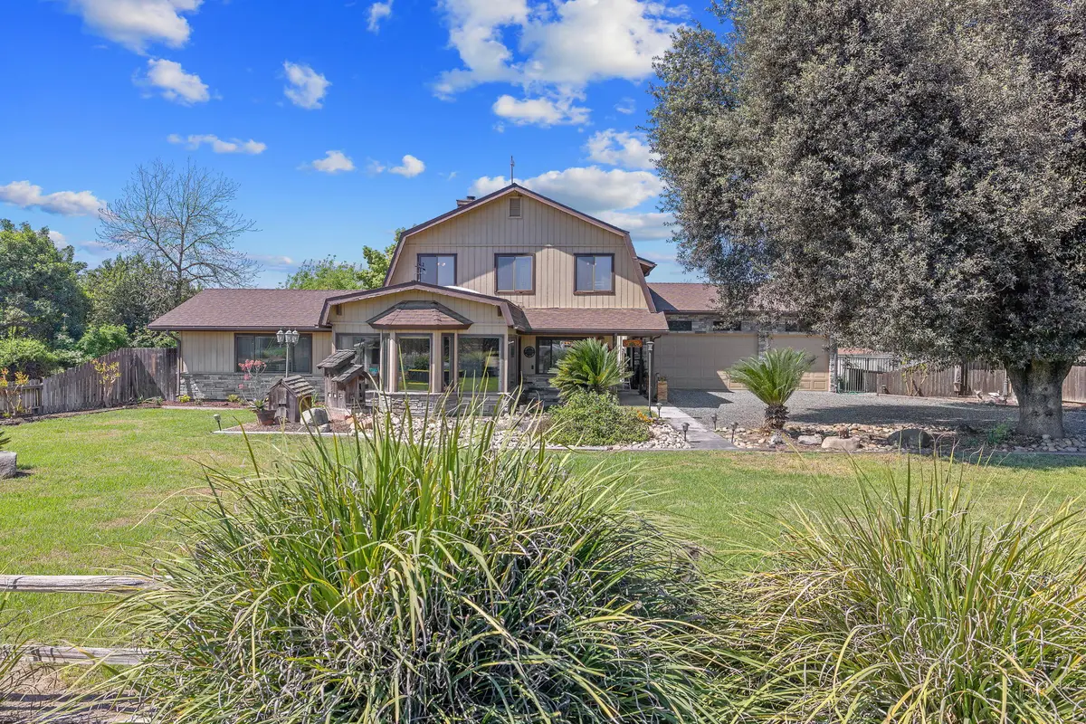 19811 S Rd 188, Strathmore, CA 93267 - #1