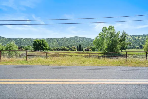 Globe Drive, Springville, CA 93265 - #1