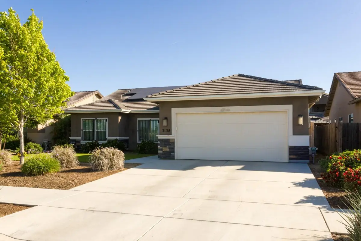 2138 W River Springs Avenue, Porterville, CA 93257 - #1
