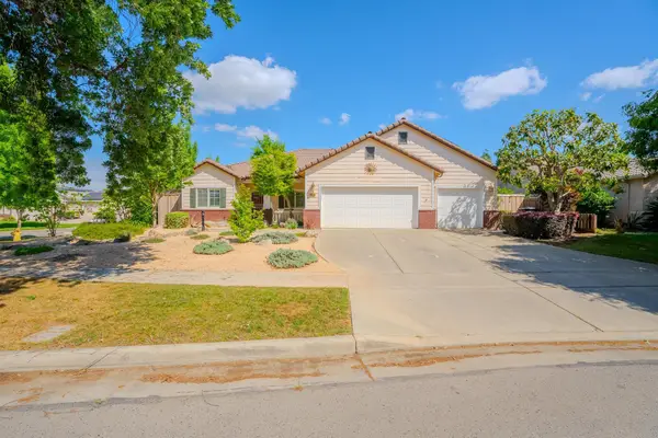 3634 N Jackie Street, Visalia, CA 93291