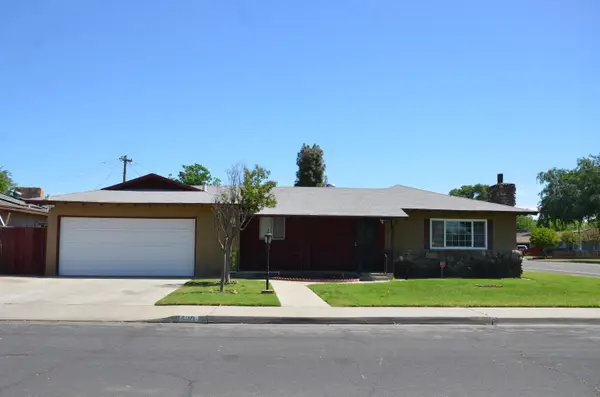 320 Byron Court, Lemoore, CA 93245
