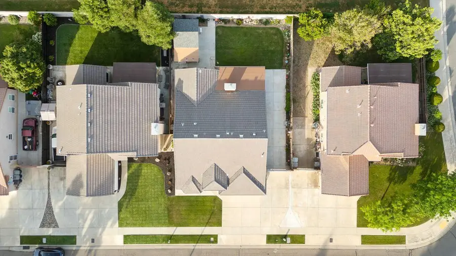 1110 Lincoln Street, Tulare, CA 93274 - #3