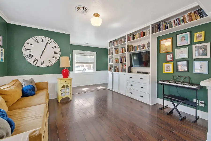 533 S E Street, Exeter, CA 93221 - #3