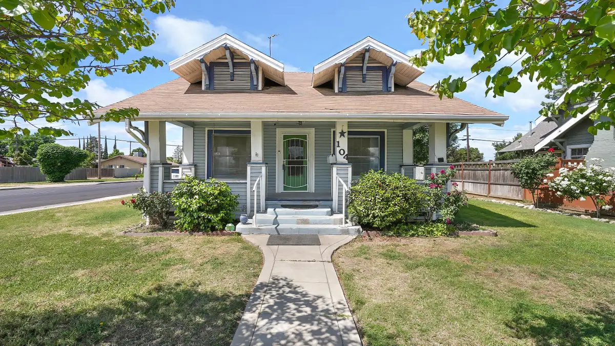 104 N Orange Avenue, Exeter, CA 93221 - #1