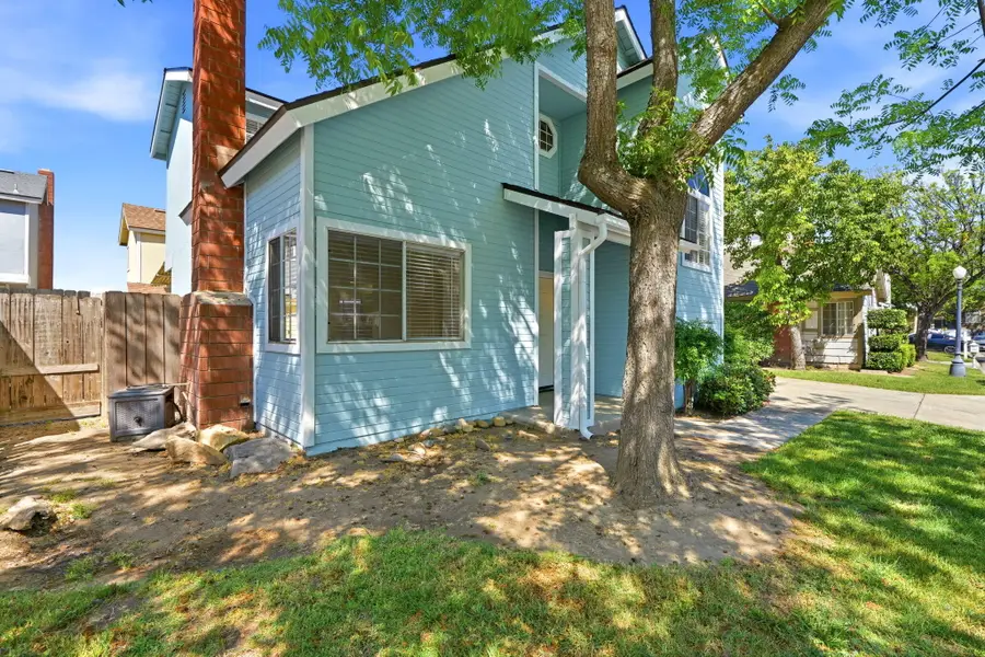 2419 N Clark Street, Visalia, CA 93292 - #2
