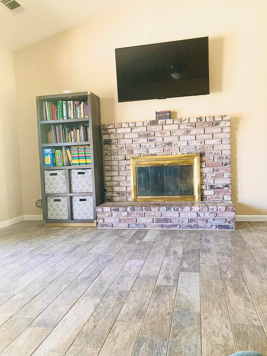 5948 W Crowley Avenue, Visalia, CA 93291 - #3