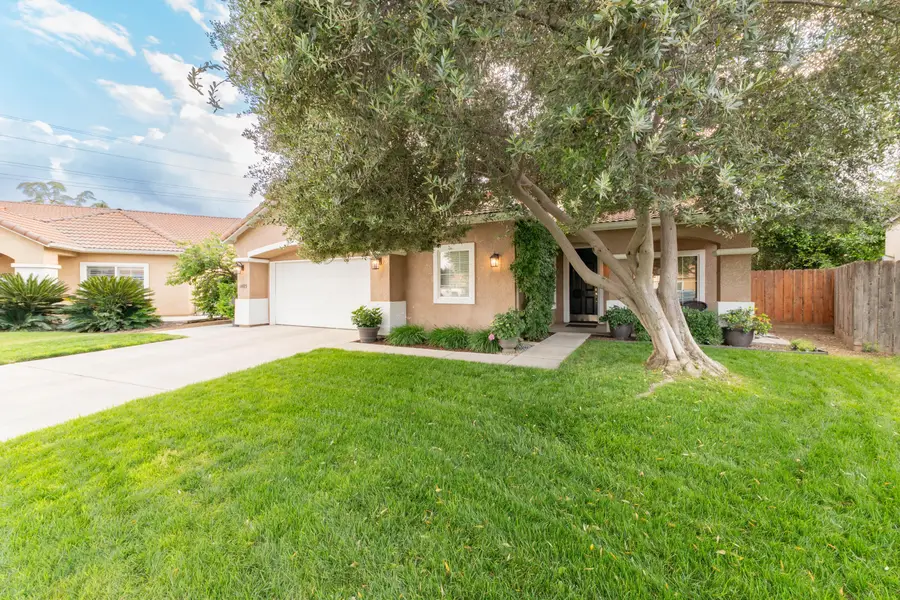 1405 Cortese Street, Tulare, CA 93274 - #2