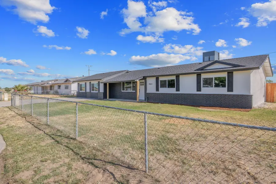 9561 Garden Drive, Hanford, CA 93230 - #3