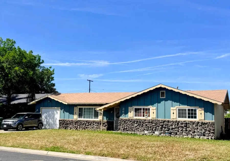 369 Lindale Street, Porterville, CA 93257 - #2