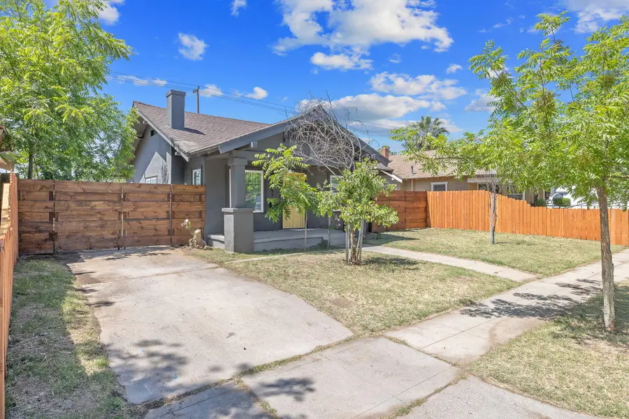 1247 N Ferger Avenue, Fresno, CA 93728 - #3