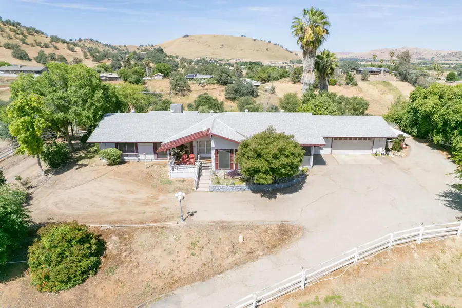 16601 Mustang Drive, Springville, CA 93265 - #2