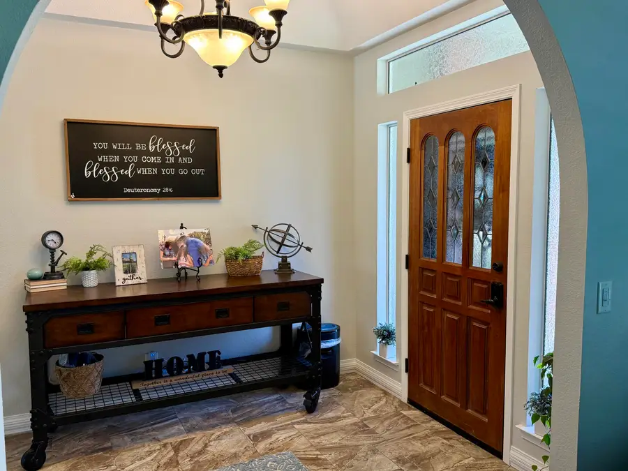 3401 S Bridge Street, Visalia, CA 93277 - #3