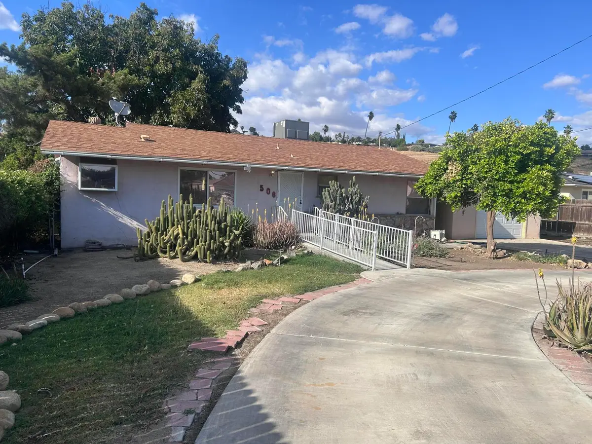 506 W Westfield Avenue, Porterville, CA 93257 - #1