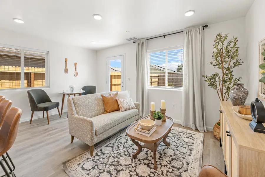 787 Maple Valley Way, Lindsay, CA 93247 - #3