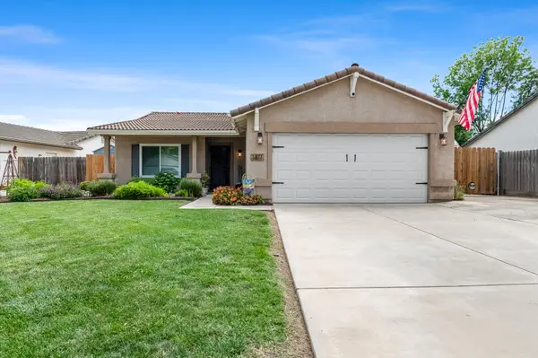 1811 E Country Court, Visalia, CA 93292