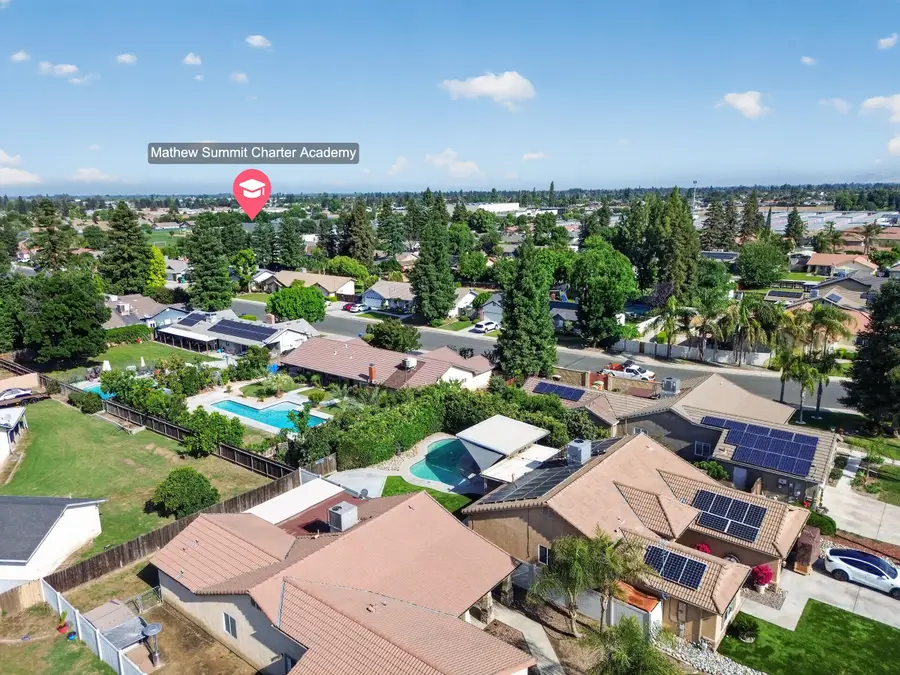 283 S Parkwest Street, Porterville, CA 93257 - #3