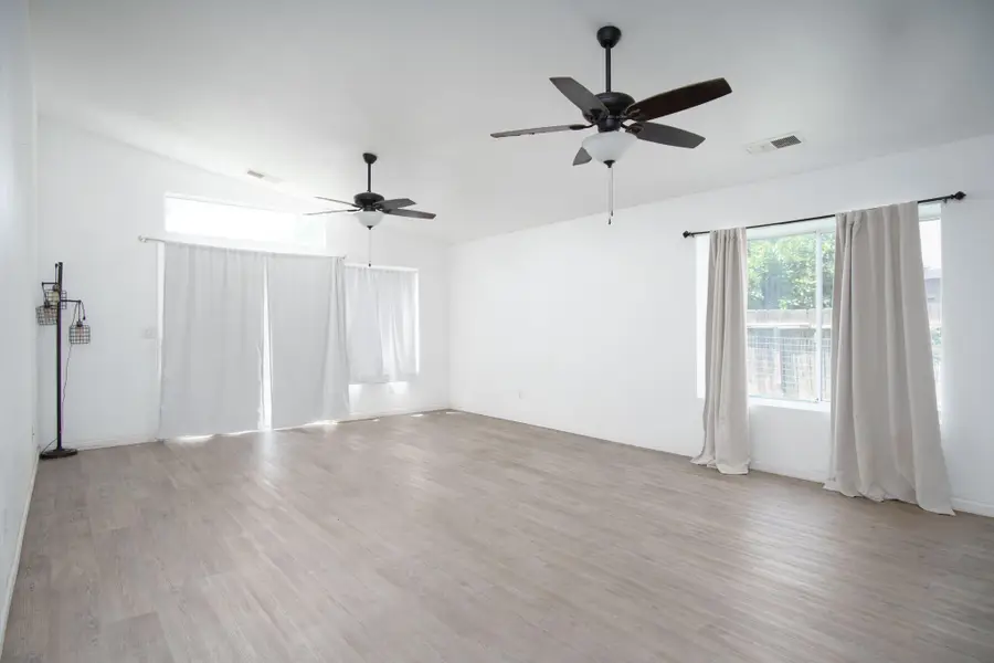 739 Bel Aire Avenue, Porterville, CA 93257 - #3
