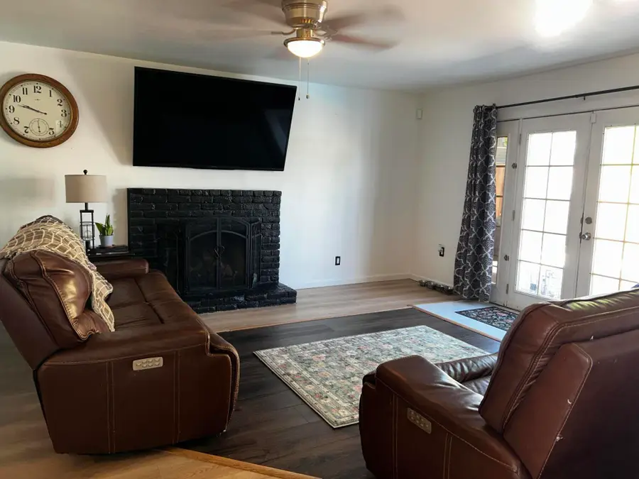 1019 N Gowdy Street, Visalia, CA 93292 - #3