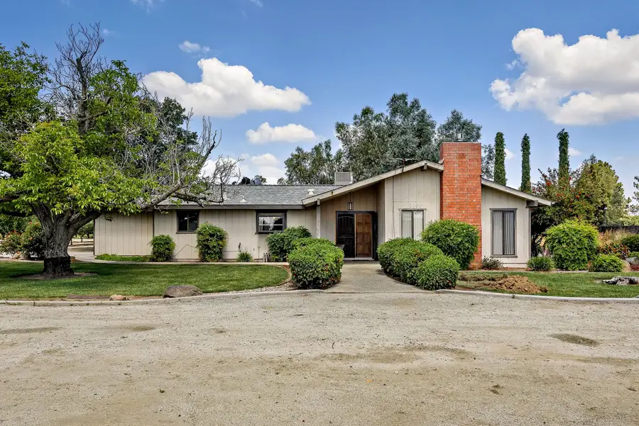 12066 Excelsior Avenue, Hanford, CA 93230 - #2