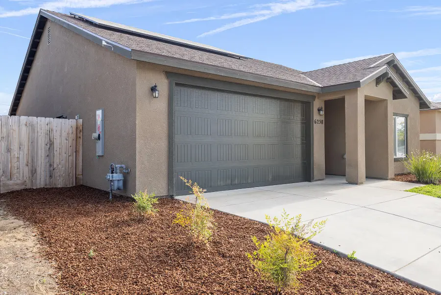 6258 Oak Crest Avenue, Visalia, CA 93291 - #2