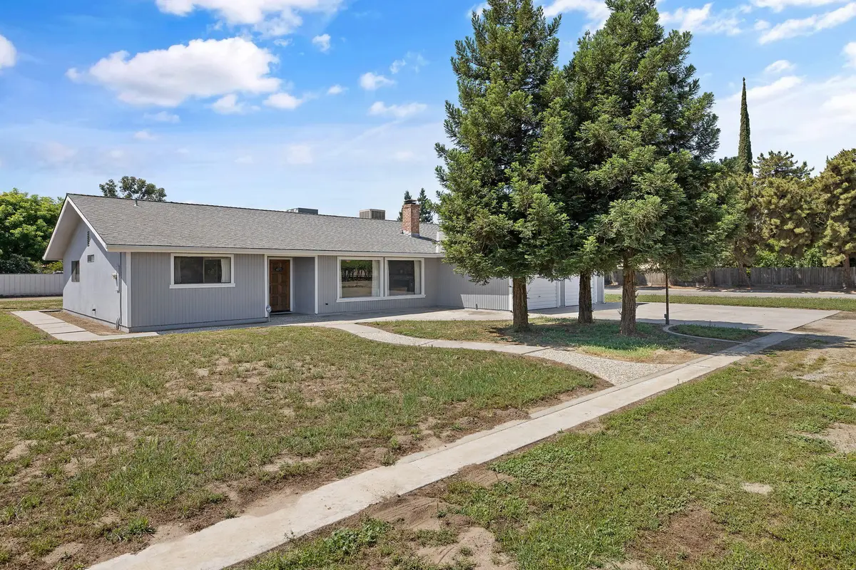26176 Road 118, Tulare, CA 93274 - #1