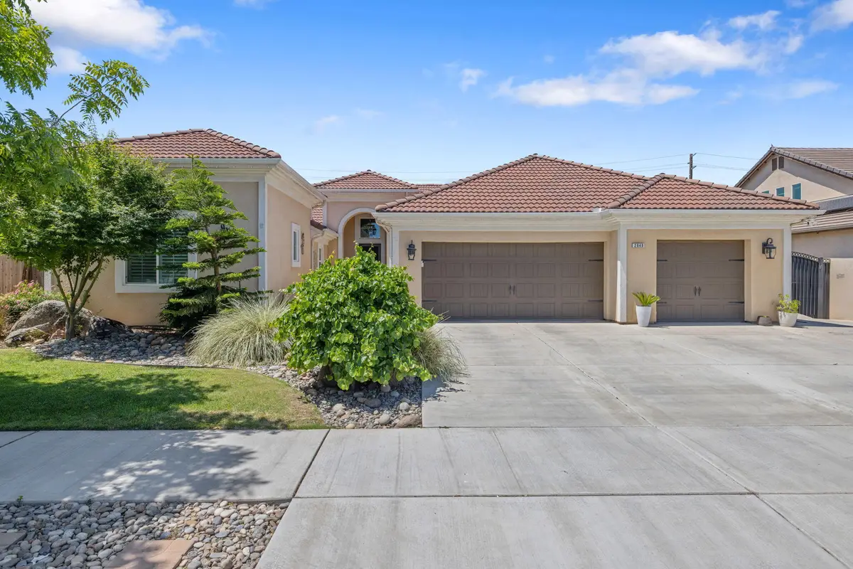 2649 N Sidney Street, Visalia, CA 93291 - #1