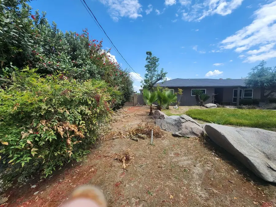 12778 S Mccall Avenue, Selma, CA 93662 - #2