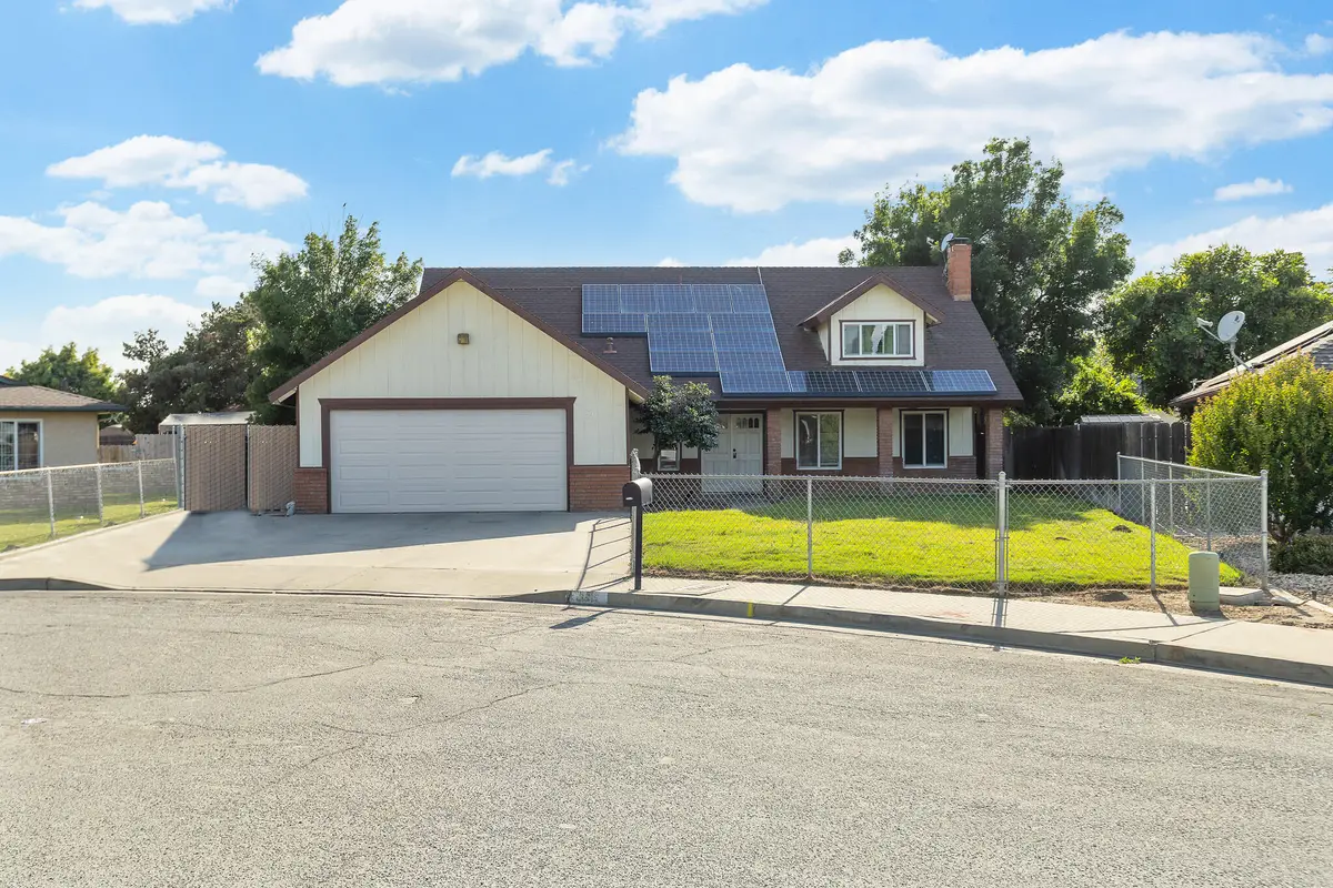 331 S Lotas Street, Porterville, CA 93257 - #1