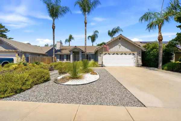 3118 W Loyola Court, Visalia, CA 93277