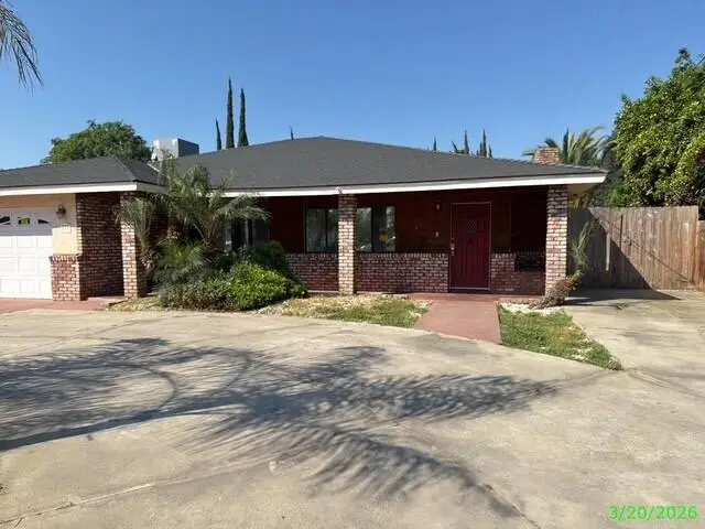 511 N Chinowth Street, Visalia, CA 93291 - #3