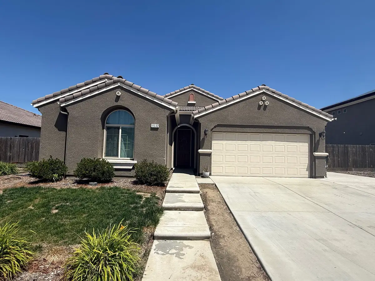 1532 W Tyler Court, Visalia, CA 93291 - #1