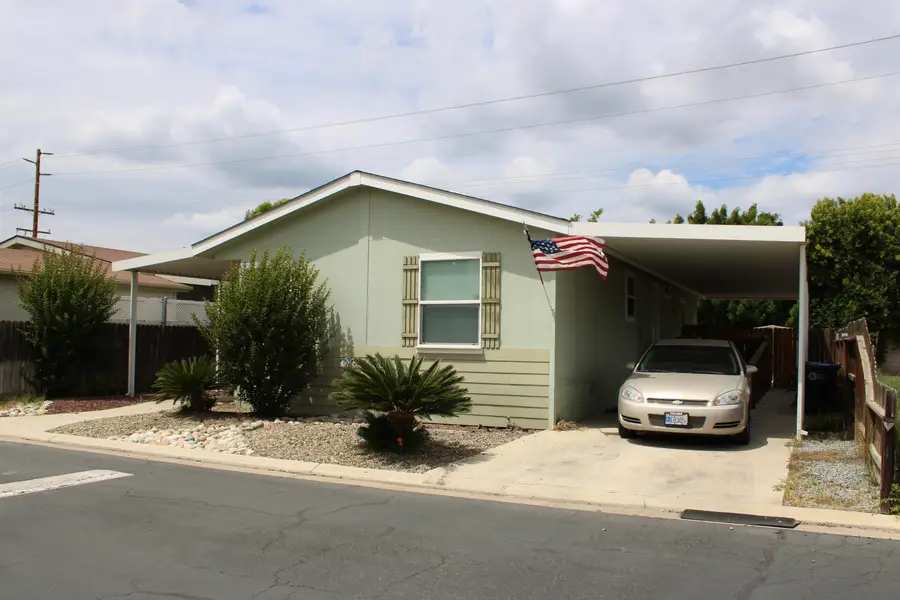 100 S Westwood Street #20, Porterville, CA 93257 - #3