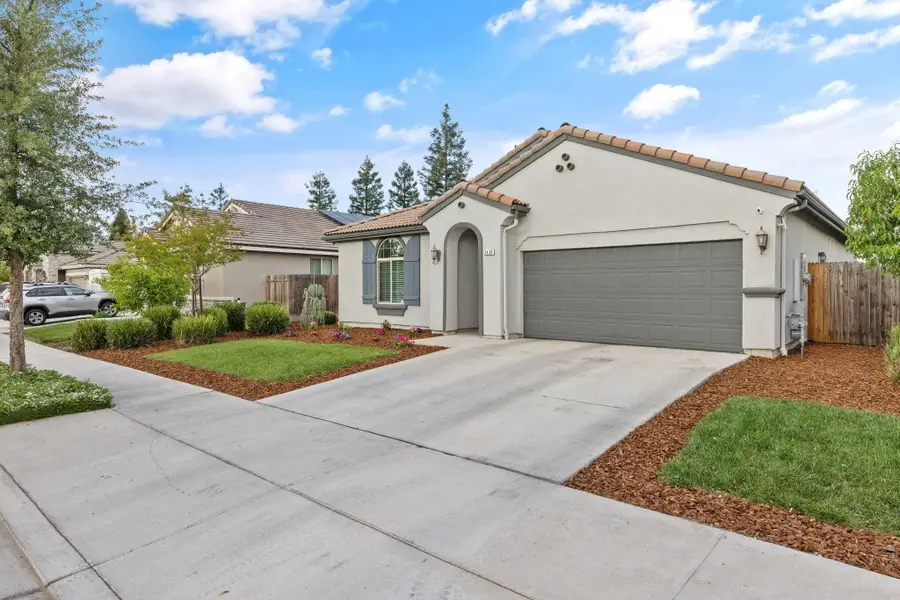 3430 S Kennedy Street, Visalia, CA 93292 - #2