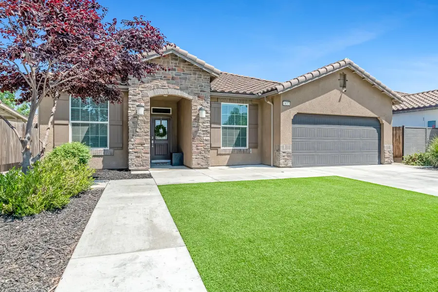 3632 E Meadow Court, Visalia, CA 93292 - #2
