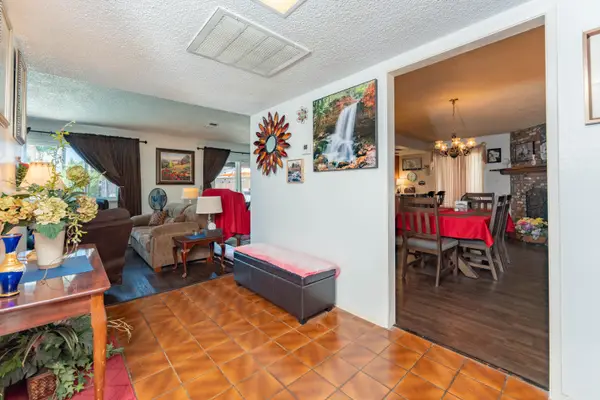 1681 W Wall Lane, Porterville, CA 93257