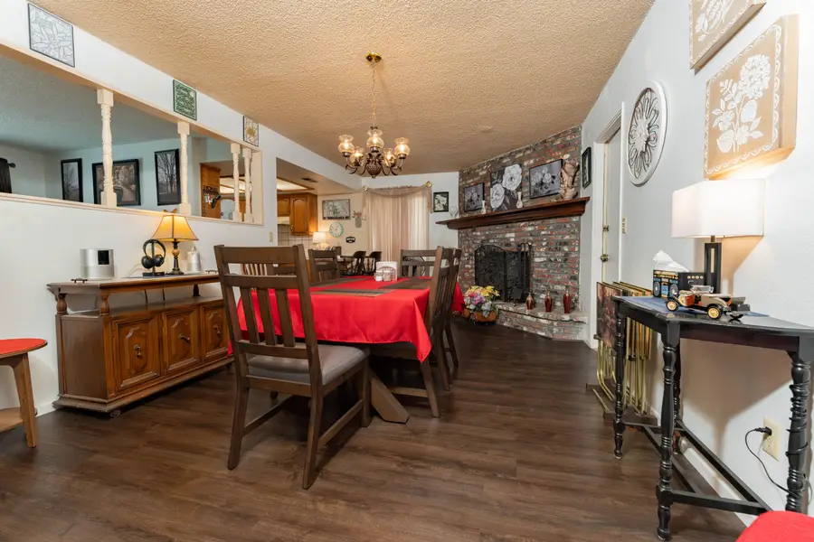 1681 W Wall Lane, Porterville, CA 93257 - #2