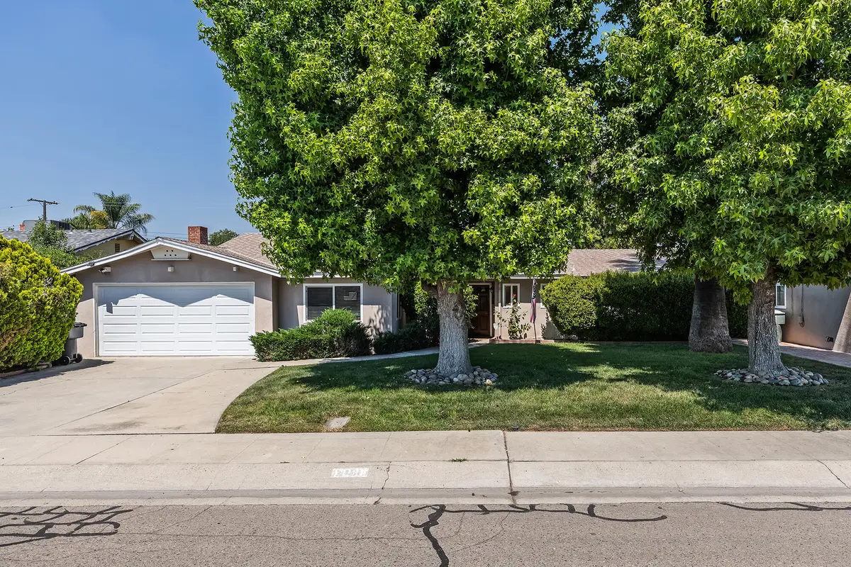 919 S Whitney Street, Visalia, CA 93277 - #1