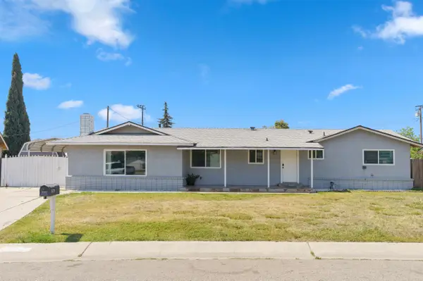 1529 W Wren Avenue, Visalia, CA 93291