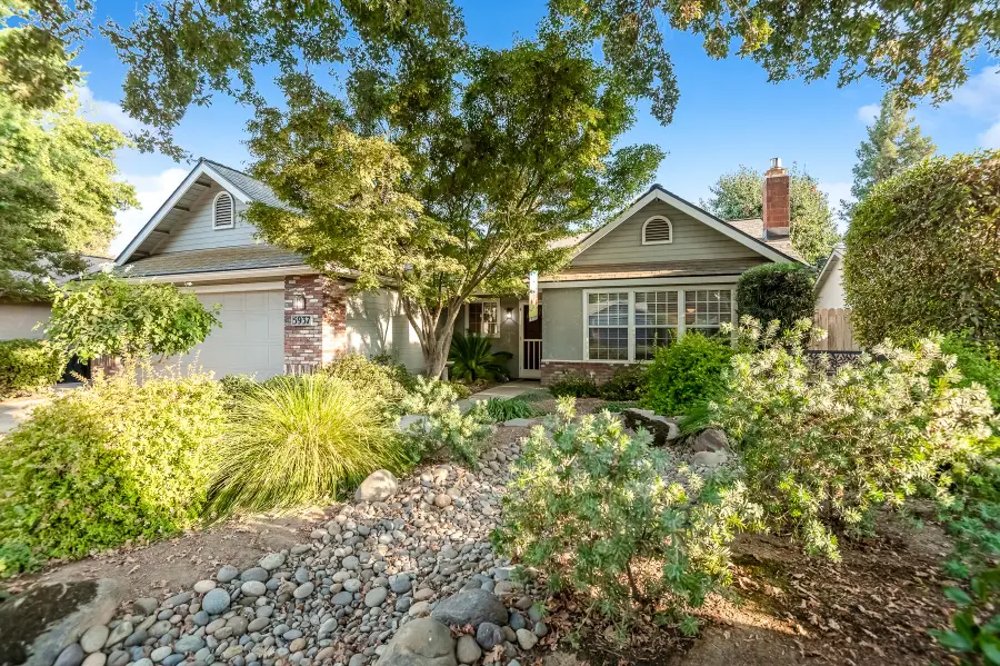 5937 W Feemster Court, Visalia, CA 93277 - #3